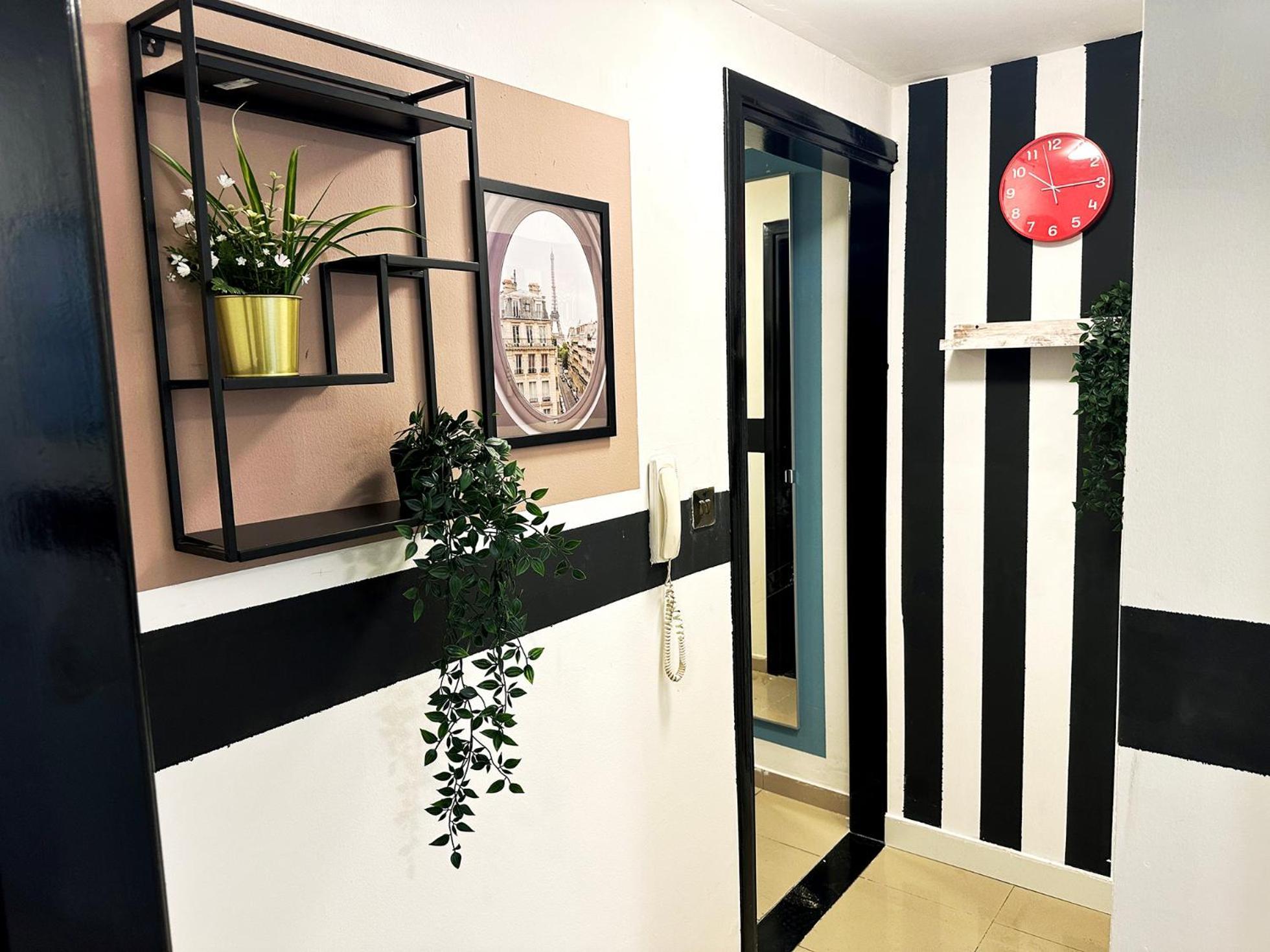 Inspire Partition In Al Seef Near Burjuman Metro منزل للإقامة