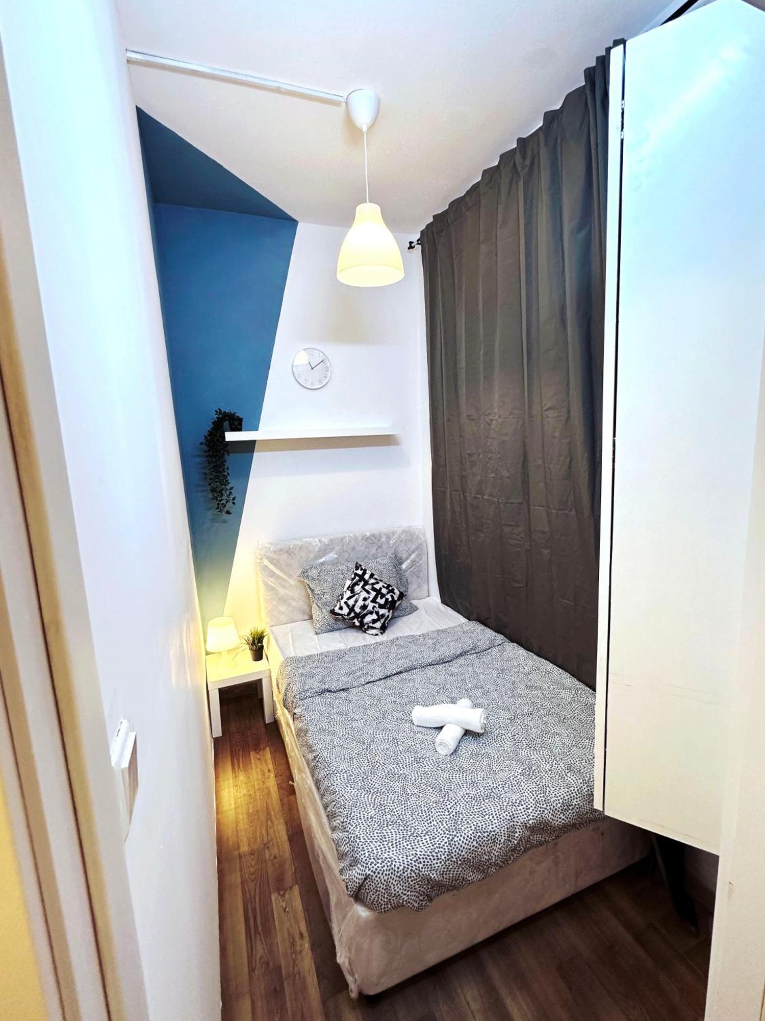 منزل للإقامة Inspire Partition In Al Seef Near Burjuman Metro *